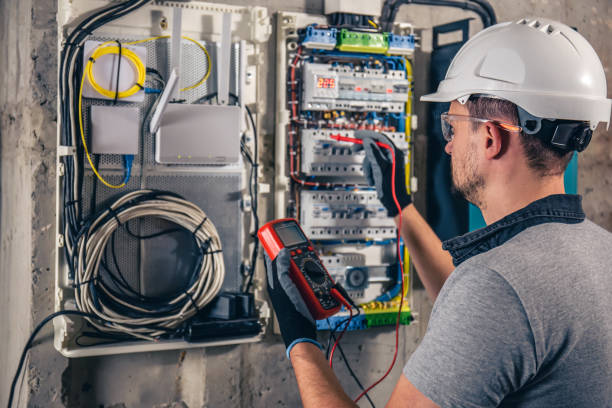 Best Licensed Electrician  in Salisbury, MO